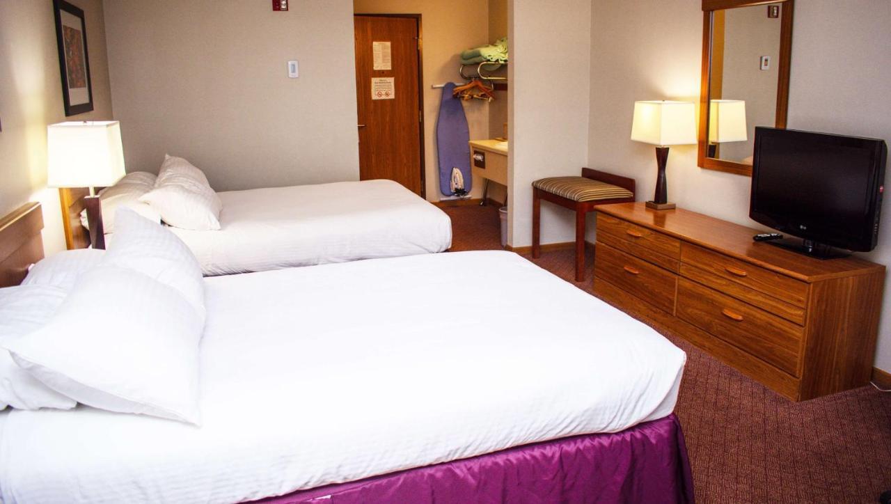 Magnuson Hotel Country Inn Ishpeming Exterior foto
