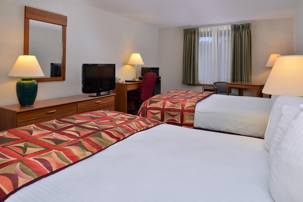 Magnuson Hotel Country Inn Ishpeming Quarto foto